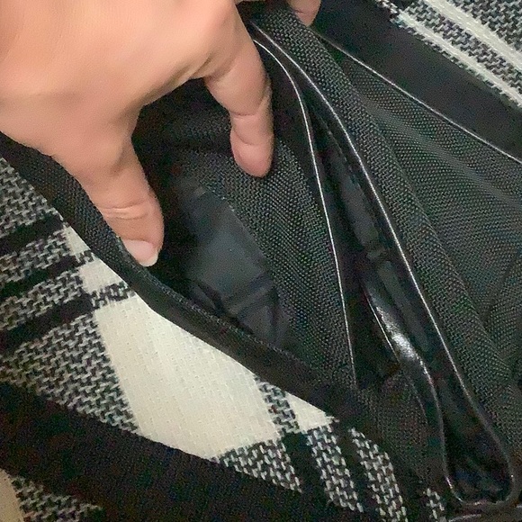 Tumi black leather & nylon crossbody bag - Picture 7 of 11